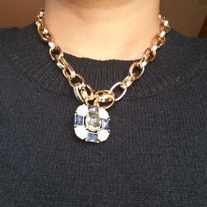 Banana republic gold statement necklace